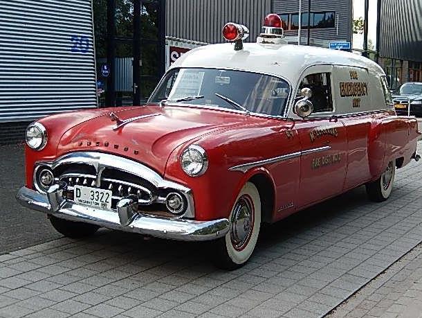Packard 1940 Ambulance Henney Fire Department (Matrix) 1:43