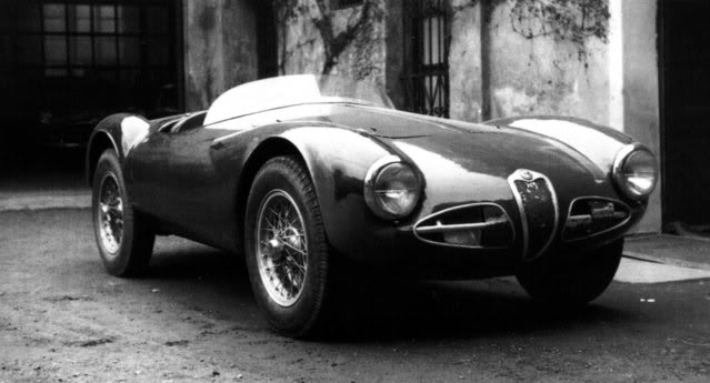 alfa_romeo_1900_c52_disco_volante_spider_fianchi_stretti_1